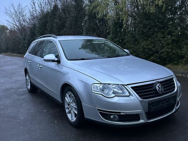 Сірий Фольксваген Пассат Варіант, об'ємом двигуна 2 л та пробігом 284 тис. км за 3150 $, фото 5 на Automoto.ua