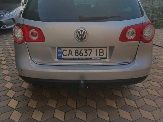 Серый Фольксваген Пассат Вариант, объемом двигателя 2 л и пробегом 323 тыс. км за 5999 $, фото 2 на Automoto.ua