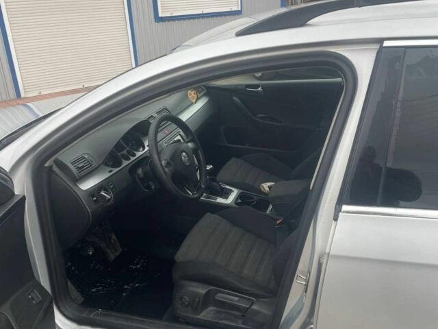 Фольксваген Пассат Варіант 2008 у Житомирі на Automoto.ua Сірий Фольксваген Пассат Варіант, об'ємом двигуна 2 л та пробігом 311 тис. км за 2500 $, фото 4 на Automoto.ua