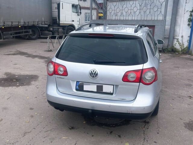 Фольксваген Пассат Варіант 2008 у Житомирі на Automoto.ua Сірий Фольксваген Пассат Варіант, об'ємом двигуна 2 л та пробігом 311 тис. км за 2500 $, фото 1 на Automoto.ua