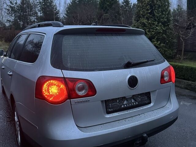 Сірий Фольксваген Пассат Варіант, об'ємом двигуна 2 л та пробігом 284 тис. км за 3150 $, фото 3 на Automoto.ua