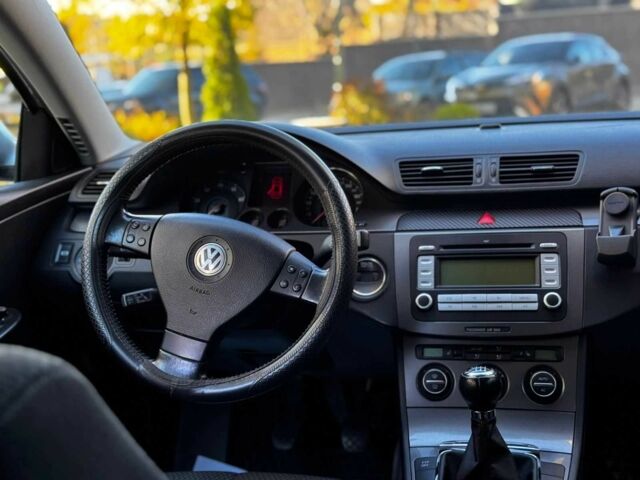 Фольксваген Пассат Вариант 2008 в Ивано-Франковске на Automoto.ua Серый Фольксваген Пассат Вариант, объемом двигателя 1.4 л и пробегом 306 тыс. км за 4900 $, фото 12 на Automoto.ua
