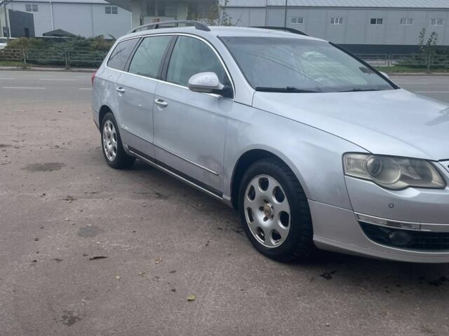 Фольксваген Пассат Варіант 2008 у Житомирі на Automoto.ua Сірий Фольксваген Пассат Варіант, об'ємом двигуна 2 л та пробігом 311 тис. км за 2500 $, фото 3 на Automoto.ua