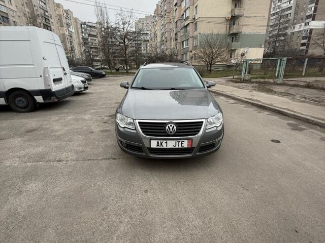 Сірий Фольксваген Пассат Варіант, об'ємом двигуна 1.9 л та пробігом 320 тис. км за 3300 $, фото 1 на Automoto.ua