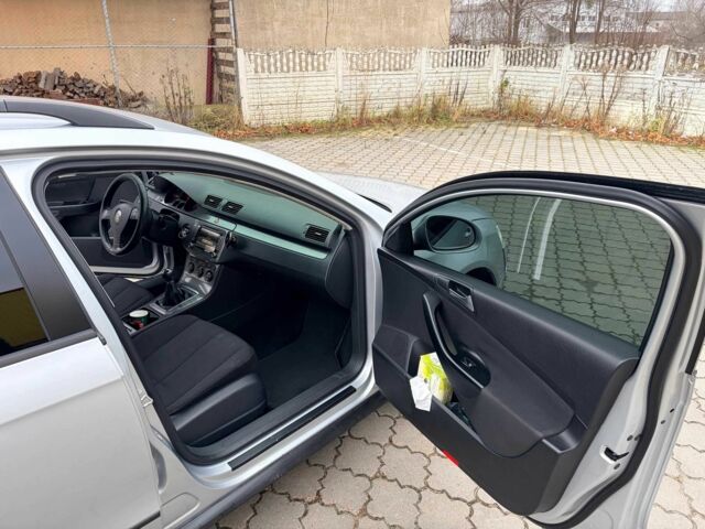 Серый Фольксваген Пассат Вариант, объемом двигателя 2 л и пробегом 340 тыс. км за 6700 $, фото 9 на Automoto.ua