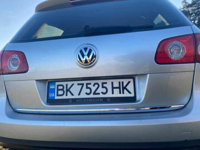 Серый Фольксваген Пассат Вариант, объемом двигателя 2 л и пробегом 275 тыс. км за 5700 $, фото 7 на Automoto.ua