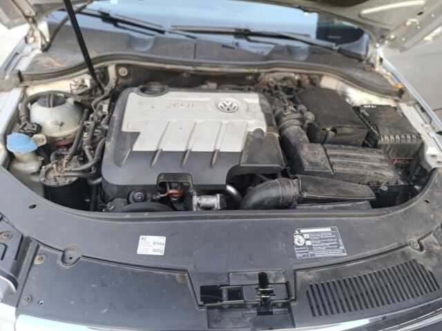 Серый Фольксваген Пассат Вариант, объемом двигателя 2 л и пробегом 323 тыс. км за 5999 $, фото 5 на Automoto.ua