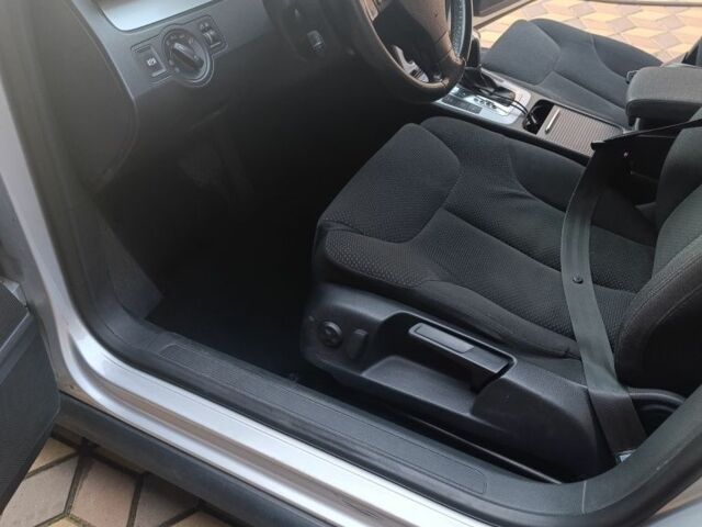 Серый Фольксваген Пассат Вариант, объемом двигателя 2 л и пробегом 323 тыс. км за 5999 $, фото 4 на Automoto.ua