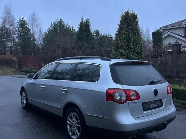 Сірий Фольксваген Пассат Варіант, об'ємом двигуна 2 л та пробігом 284 тис. км за 3150 $, фото 6 на Automoto.ua