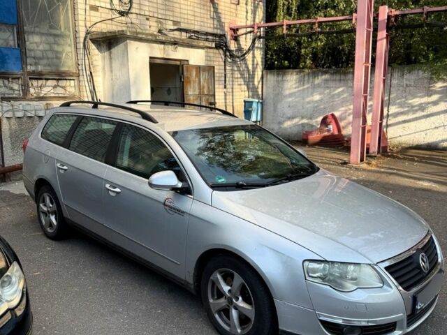 Сірий Фольксваген Пассат Варіант, об'ємом двигуна 0 л та пробігом 300 тис. км за 3250 $, фото 1 на Automoto.ua
