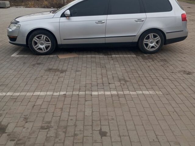 Серый Фольксваген Пассат Вариант, объемом двигателя 1.9 л и пробегом 319 тыс. км за 6200 $, фото 2 на Automoto.ua