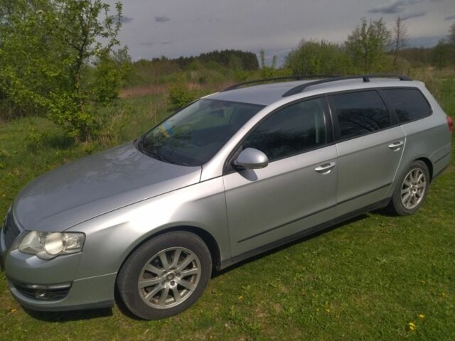 Сірий Фольксваген Пассат Варіант, об'ємом двигуна 2 л та пробігом 361 тис. км за 4650 $, фото 3 на Automoto.ua