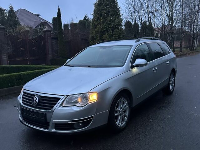 Сірий Фольксваген Пассат Варіант, об'ємом двигуна 2 л та пробігом 284 тис. км за 3150 $, фото 1 на Automoto.ua