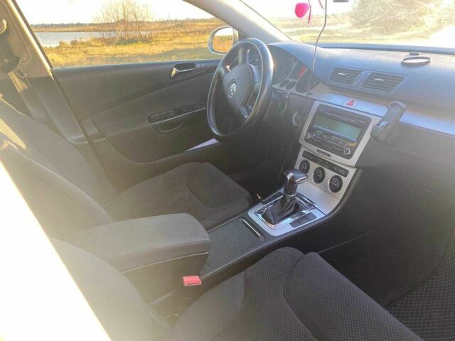 Серый Фольксваген Пассат Вариант, объемом двигателя 2 л и пробегом 275 тыс. км за 5700 $, фото 8 на Automoto.ua