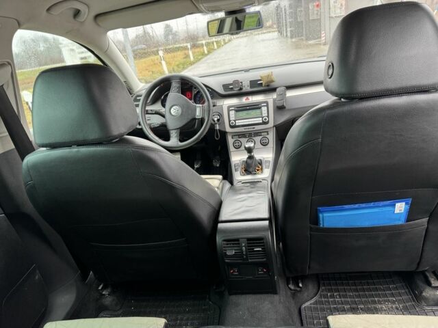 Серый Фольксваген Пассат Вариант, объемом двигателя 2 л и пробегом 410 тыс. км за 6695 $, фото 14 на Automoto.ua