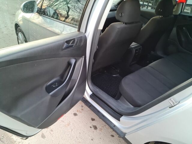 Сірий Фольксваген Пассат Варіант, об'ємом двигуна 2 л та пробігом 291 тис. км за 4500 $, фото 18 на Automoto.ua