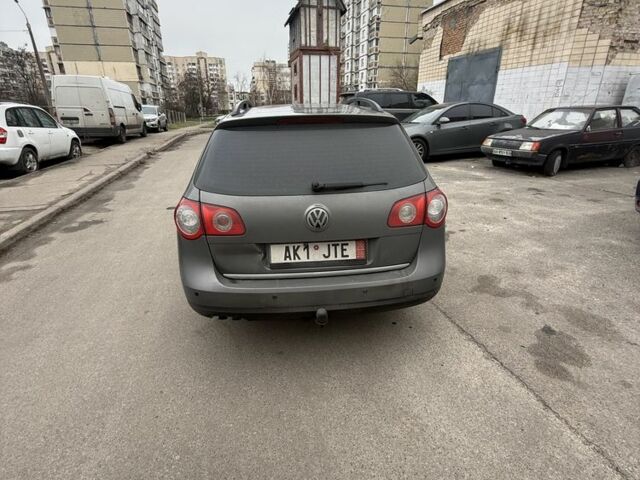 Сірий Фольксваген Пассат Варіант, об'ємом двигуна 1.9 л та пробігом 320 тис. км за 3300 $, фото 4 на Automoto.ua