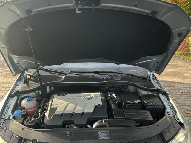 Серый Фольксваген Пассат Вариант, объемом двигателя 2 л и пробегом 213 тыс. км за 6000 $, фото 9 на Automoto.ua