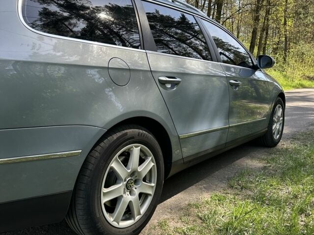 Сірий Фольксваген Пассат Варіант, об'ємом двигуна 2 л та пробігом 316 тис. км за 7200 $, фото 4 на Automoto.ua