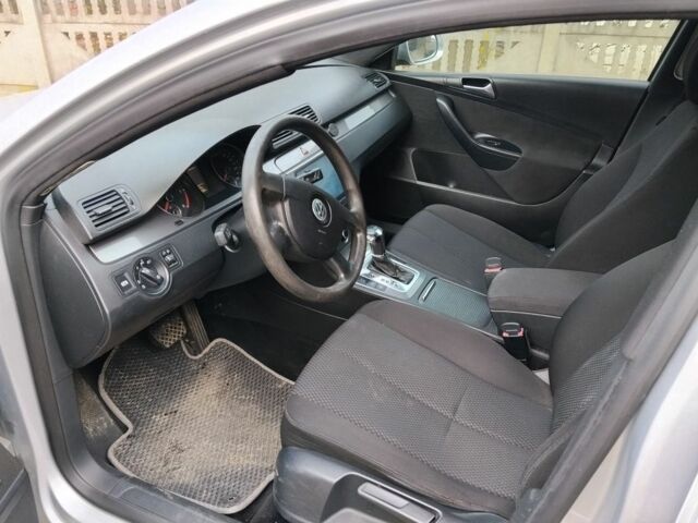 Сірий Фольксваген Пассат Варіант, об'ємом двигуна 2 л та пробігом 300 тис. км за 5999 $, фото 4 на Automoto.ua