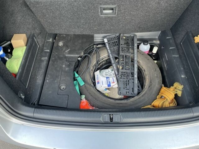 Фольксваген Пассат Вариант 2009 в Одессе на Automoto.ua Серый Фольксваген Пассат Вариант, объемом двигателя 2 л и пробегом 400 тыс. км за 5700 $, фото 1 на Automoto.ua