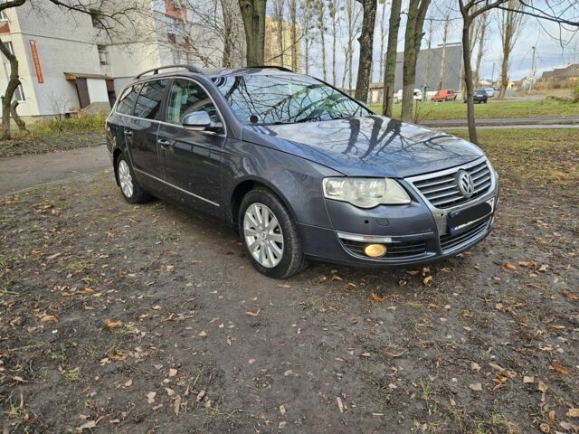 Серый Фольксваген Пассат Вариант, объемом двигателя 2 л и пробегом 450 тыс. км за 2400 $, фото 1 на Automoto.ua