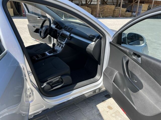 Серый Фольксваген Пассат Вариант, объемом двигателя 2 л и пробегом 384 тыс. км за 6500 $, фото 7 на Automoto.ua