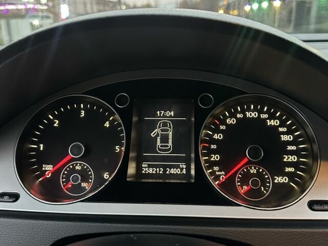 Серый Фольксваген Пассат Вариант, объемом двигателя 2 л и пробегом 258 тыс. км за 6500 $, фото 10 на Automoto.ua