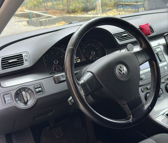 Серый Фольксваген Пассат Вариант, объемом двигателя 1.4 л и пробегом 212 тыс. км за 5700 $, фото 6 на Automoto.ua