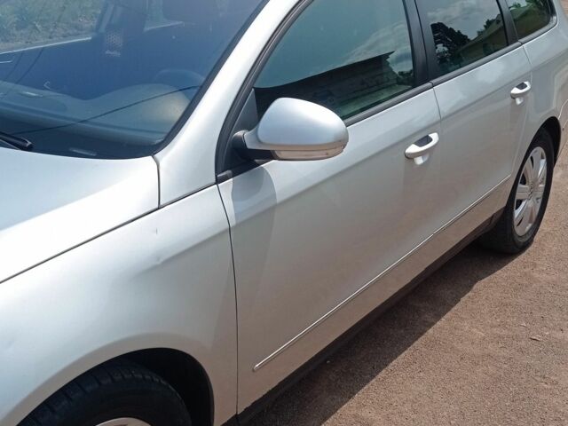 Сірий Фольксваген Пассат Варіант, об'ємом двигуна 2 л та пробігом 267 тис. км за 6500 $, фото 1 на Automoto.ua