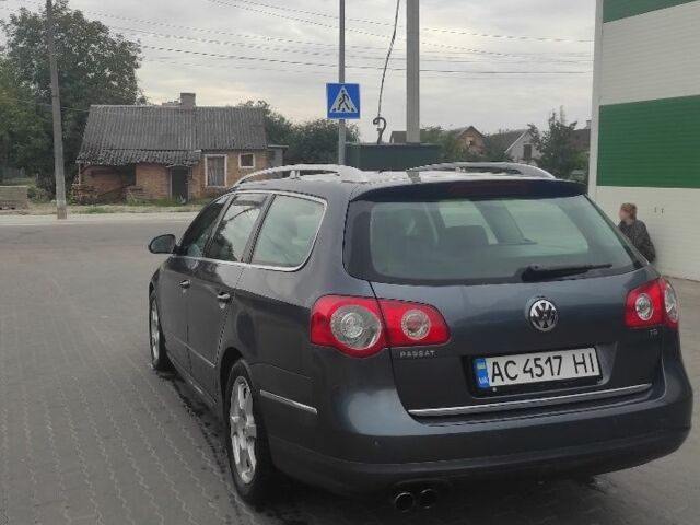 Серый Фольксваген Пассат Вариант, объемом двигателя 2 л и пробегом 299 тыс. км за 7500 $, фото 1 на Automoto.ua