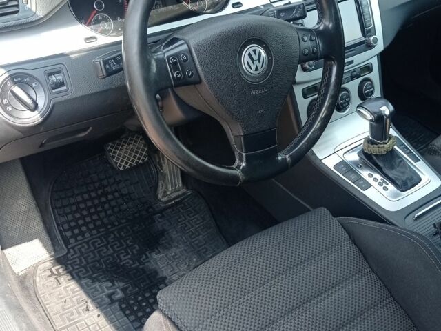 Сірий Фольксваген Пассат Варіант, об'ємом двигуна 2 л та пробігом 267 тис. км за 6500 $, фото 3 на Automoto.ua