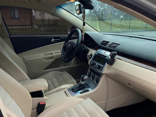 Серый Фольксваген Пассат Вариант, объемом двигателя 2 л и пробегом 189 тыс. км за 7500 $, фото 10 на Automoto.ua