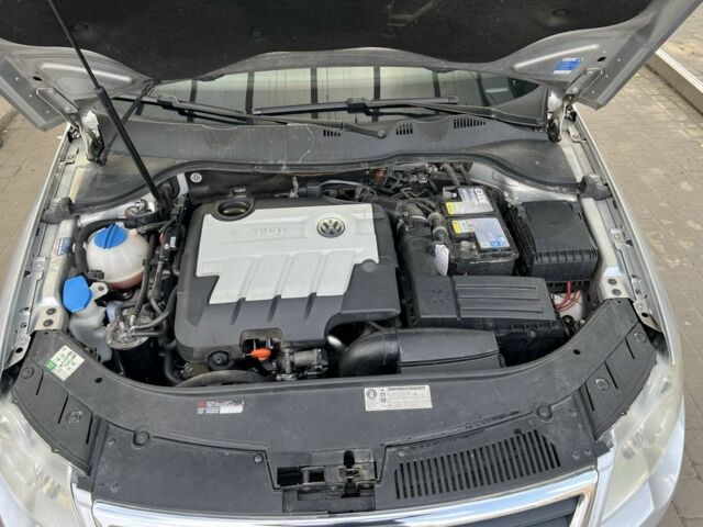 Серый Фольксваген Пассат Вариант, объемом двигателя 2 л и пробегом 300 тыс. км за 6900 $, фото 6 на Automoto.ua