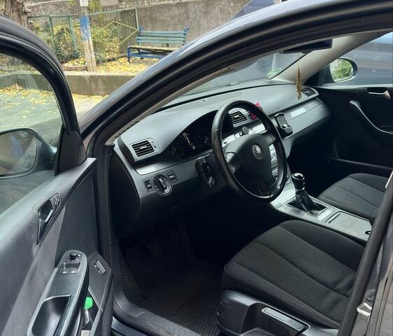 Серый Фольксваген Пассат Вариант, объемом двигателя 1.4 л и пробегом 212 тыс. км за 5700 $, фото 14 на Automoto.ua