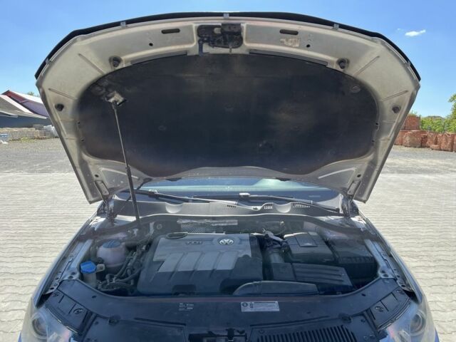 Серый Фольксваген Пассат Вариант, объемом двигателя 2 л и пробегом 384 тыс. км за 6500 $, фото 12 на Automoto.ua