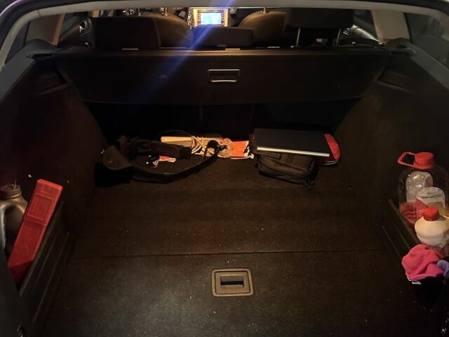 Серый Фольксваген Пассат Вариант, объемом двигателя 2 л и пробегом 258 тыс. км за 6500 $, фото 13 на Automoto.ua