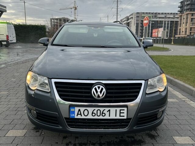 Серый Фольксваген Пассат Вариант, объемом двигателя 2 л и пробегом 258 тыс. км за 6500 $, фото 3 на Automoto.ua