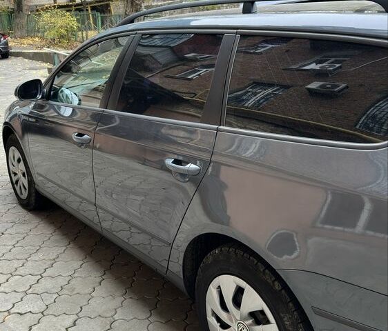 Серый Фольксваген Пассат Вариант, объемом двигателя 1.4 л и пробегом 212 тыс. км за 5700 $, фото 3 на Automoto.ua