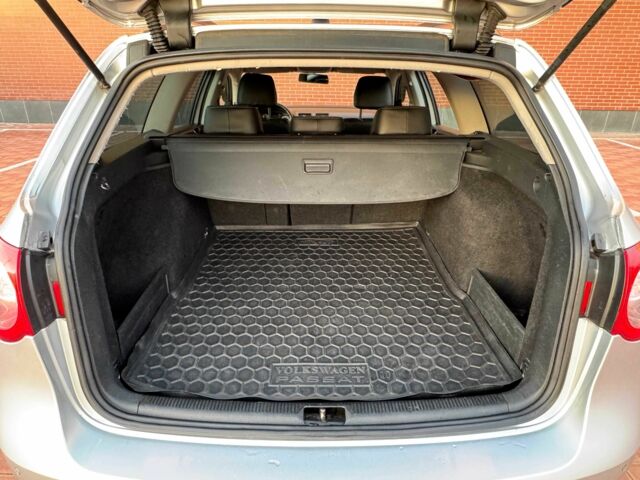 Серый Фольксваген Пассат Вариант, объемом двигателя 2 л и пробегом 279 тыс. км за 6200 $, фото 22 на Automoto.ua