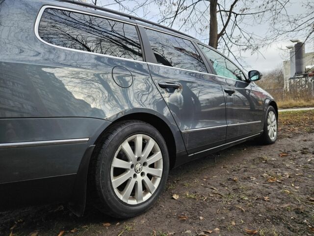 Серый Фольксваген Пассат Вариант, объемом двигателя 2 л и пробегом 450 тыс. км за 2400 $, фото 5 на Automoto.ua