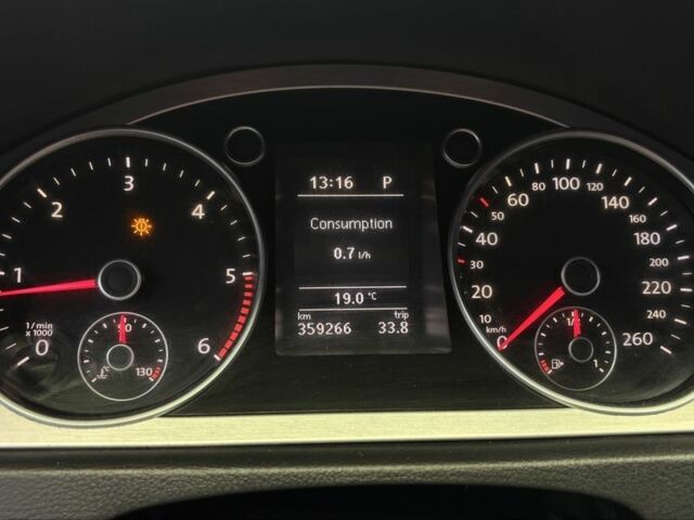 Сірий Фольксваген Пассат Варіант, об'ємом двигуна 2 л та пробігом 360 тис. км за 6500 $, фото 7 на Automoto.ua