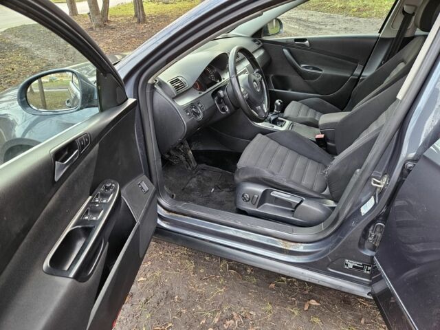 Серый Фольксваген Пассат Вариант, объемом двигателя 2 л и пробегом 450 тыс. км за 2400 $, фото 10 на Automoto.ua