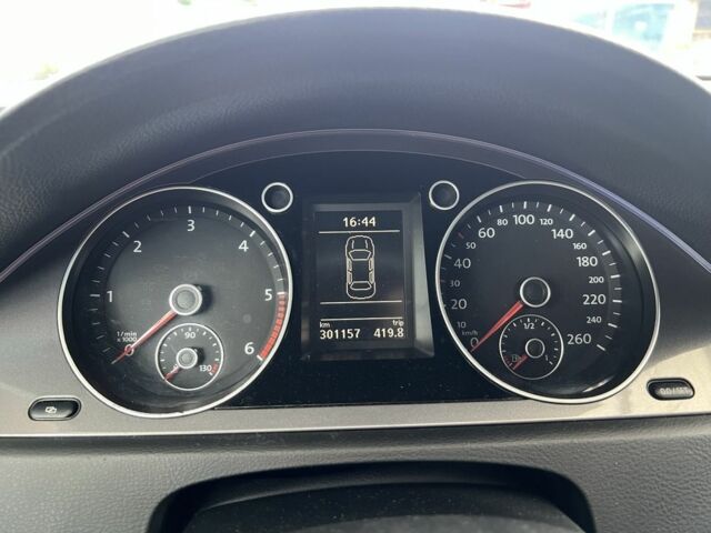 Серый Фольксваген Пассат Вариант, объемом двигателя 2 л и пробегом 300 тыс. км за 6900 $, фото 5 на Automoto.ua