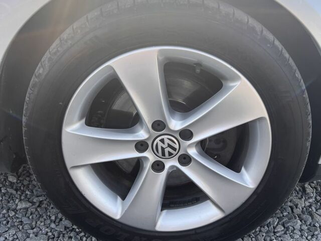 Сірий Фольксваген Пассат Варіант, об'ємом двигуна 2 л та пробігом 320 тис. км за 7700 $, фото 8 на Automoto.ua