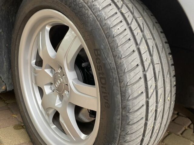 Серый Фольксваген Пассат Вариант, объемом двигателя 2 л и пробегом 210 тыс. км за 7399 $, фото 8 на Automoto.ua