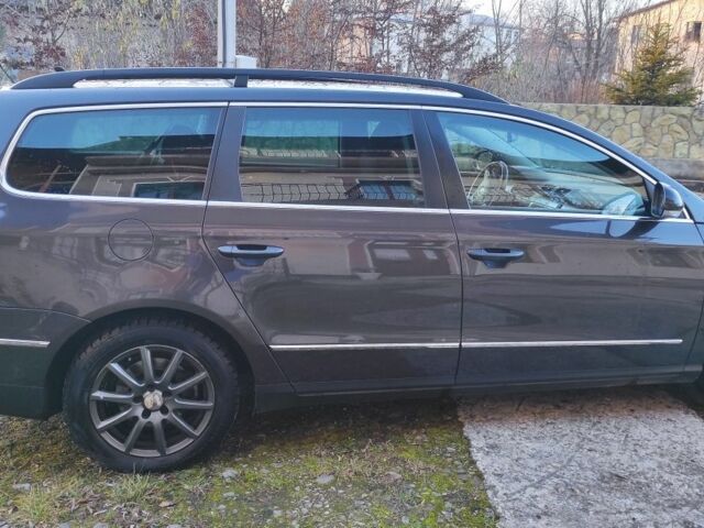 Серый Фольксваген Пассат Вариант, объемом двигателя 2 л и пробегом 287 тыс. км за 7900 $, фото 1 на Automoto.ua