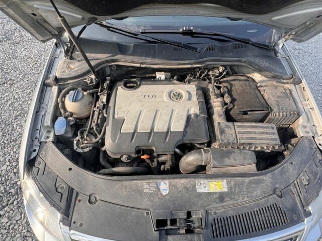 Сірий Фольксваген Пассат Варіант, об'ємом двигуна 2 л та пробігом 320 тис. км за 7700 $, фото 15 на Automoto.ua