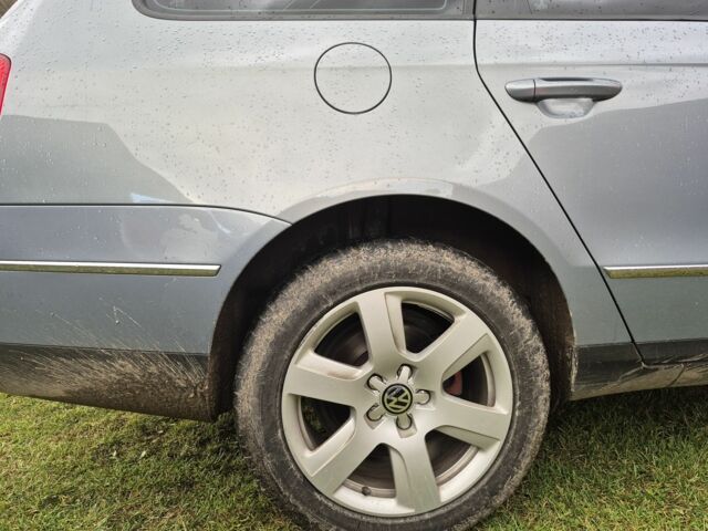 Фольксваген Пассат Вариант 2010 в Камень-Каширский на Automoto.ua Серый Фольксваген Пассат Вариант, объемом двигателя 2 л и пробегом 330 тыс. км за 6800 $, фото 9 на Automoto.ua