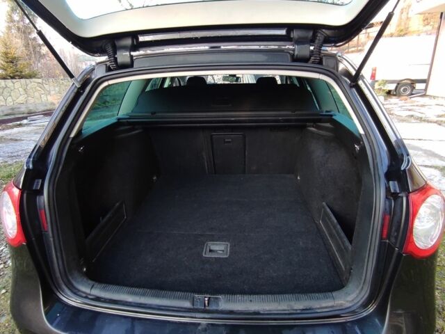 Серый Фольксваген Пассат Вариант, объемом двигателя 2 л и пробегом 287 тыс. км за 7900 $, фото 7 на Automoto.ua